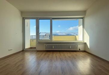 Wohnen mit Weitblick: Helle 3-Zimmer-Wohnung mit großzügigem Balkon