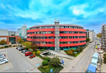 ATIK: Moderne Büro- und Praxisfläche im Gesundheits- und Ärztezentrum Lusanum - provisionsfrei