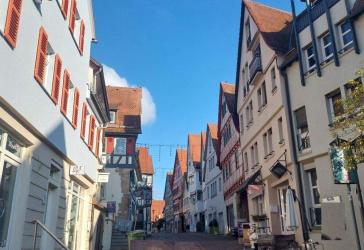 Attraktives APPARTEMENT in bester Altstadtlage mit flexibler Nutzung zum WOHNEN oder ARBEITEN!