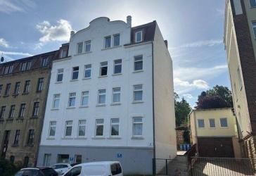 Mehrfamilienhaus mit 6 Wohnungen - großer Garten, komplett vermietet