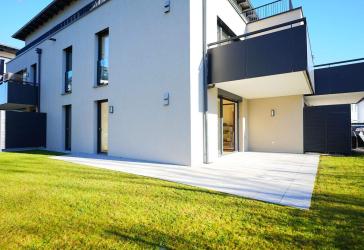 Provisionsfreie & moderne 2-Zi.- Erdgeschosswohnung mit sonniger Südwestterrasse inkl. Gartenanteil.