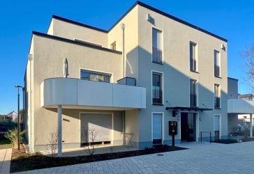 Hermann Immobilien: Großzügiger Wohntraum für Singles oder Pärchen! WE 06.01.01