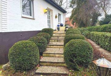 ANLAGEOBJEKT! Freistehendes Einfamilienhaus in idyllischer Lage von Worpswede !Neue Heizung ! 1133 m² Grdstk.103 m² Wohnfl.35m² Ter.Doppelgarage