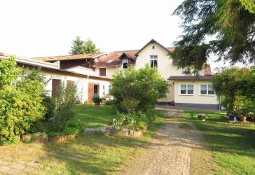 Großes Grundstück mit Einfamilienhaus in Groß Glienicke