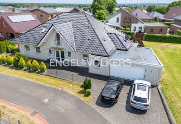Familienfreundlicher Bungalow mit Terrassen, Gartenblick & viel Platz