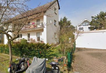 Exklusive Dachgeschosswohnung mit Loft-Potenzial & Garage in Frankfurt-Bergen Enkheim