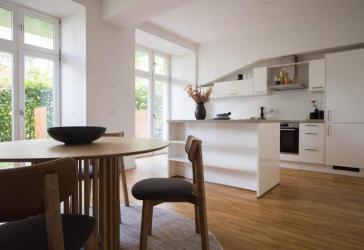 Exklusiv. Großzügig. Einzigartig. - 5-Zimmer-Maisonette mit Balkon & Terrassen
