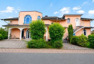 Vorschaubild Villa