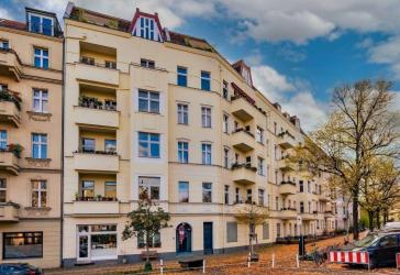 Elegantes und großzügiges Dachgeschossensemble in Charlottenburg