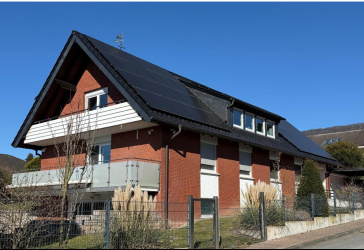 smarte Technik trifft Luxus: kernsaniertes autarkes Mehrfamilienhaus mit Schwimmbad, Sauna und großem Garten in begehrter Lage von Rinteln