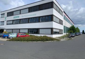 Lager- Montage-Fertigungshalle (Büro 260 qm als Option möglich)