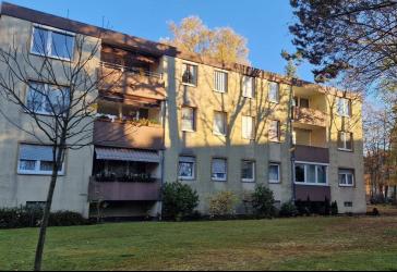 Gut geschnittene und großzügige 4 Zi-Wohnung in Stein neben Stein Schloss