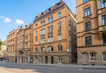 Stilvoll wohnen im Zentrum - renovierte 3-Zimmer-Wohnung in Toplage
