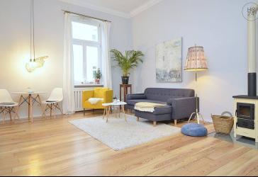 Sehr schöne und modern möblierte 2-Zimmer Wohnung mit Internet in Wiesbaden