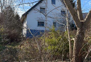 Großes Einfamilienhaus mit Blick auf die Havel