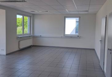 Schönes, attraktives Bürogebäude in Kehl-Kork (am Bahnhof)