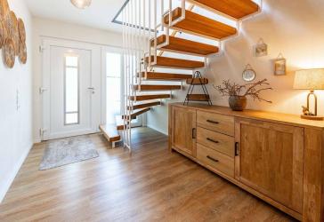 Exklusives Einfamilienhaus mit Studio, Sauna und traumhaftem Garten