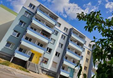 Mit Video: 3 Zimmer im 1. OG mit modernem Duschbad und Südbalkon
