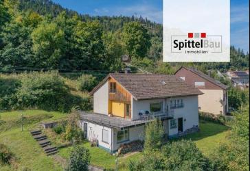 Preiswertes Einfamilienhaus mit toller Aussicht! Optimal für eine handwerklich begabte Familie!