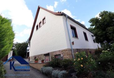 Aktion! - Doppelhaushä mit zwei Garagen und Garten in TOP-Lage / Kretzschau OT Gladitz zu verkaufen!