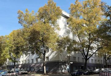 Sanierte Balkonwohnung in Neukölln