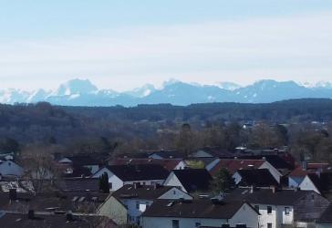 High-Tech Wohnung mit PV Fassade, Batteriespeicher und WallBox