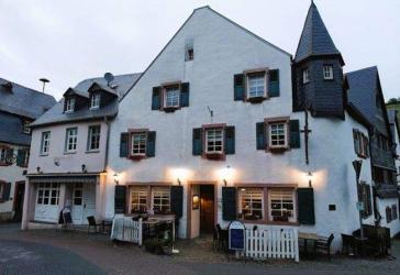 Historisches Gästehaus in einem schönen Seitental der Mosel gelegen