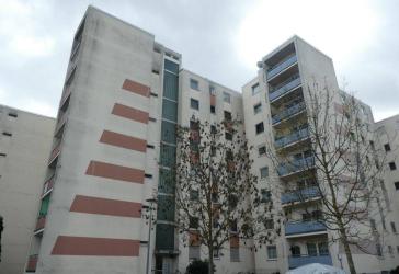 Helle Eigentumswohnung mit Balkon und eigenem Stellplatz - komfortabel wohnen in beliebter Lage!