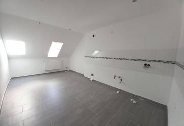 großzügige, frisch sanierte 5-Zimmer Wohnung am Markt, Werdau