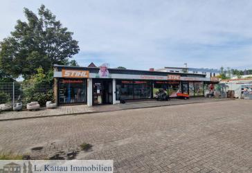 GV 02 BLUMENTHAL - Gewerbeflächen mit Schaufenster -Aussen- Parkflächen und Betriebsleiterwohnung im Gewerbegebiet-
