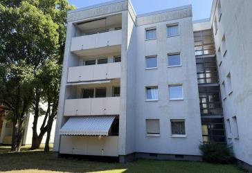 leere 4-Zi. Wohnung in Wiesbaden-Delkenheim