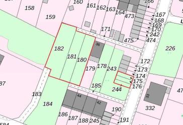 Attraktives Baugrundstück inklusive drei Garagenbauplätzen in Heinsberg-Dremmen