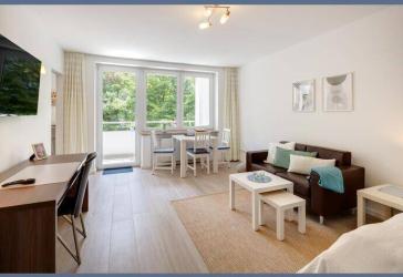 Möbliert: Zentral gelegene, ruhige und schöne Wohnung