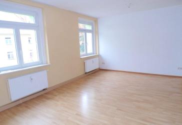 4 Zimmer Wohnung in Werdau West zu vermieten!