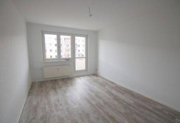 3-Raumwohnung im Süden der Saalestadt!
