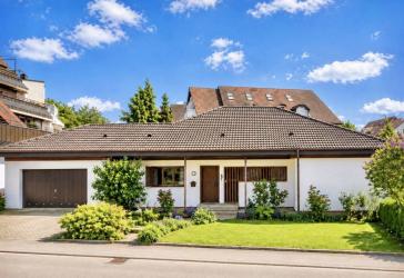 Altersgerechtes Wohnen in repräsentativem Bungalow