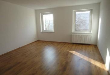 Hochwertige und schöne 4-Raumwohnung in guter Lage mit Wintergarten
