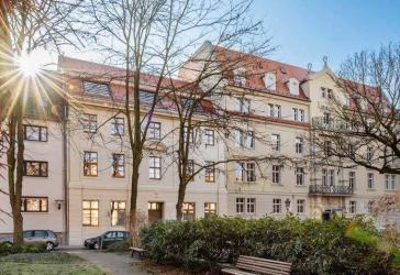 hochwertig sanierter Erstbezug! Herzlich Willkommen in Deiner neuen Wohnung im Napoleonpalais!