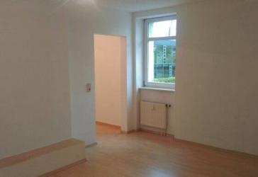 gemütliche EG-Wohnung mit EBK und sep. Eingang ab 01.08.25 / WE 1