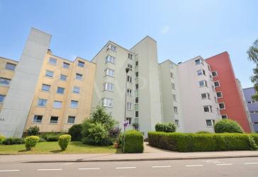 Großzügige 3-Zimmer-Wohnung mit Aufzug, Balkon und Tiefgaragenstellplatz