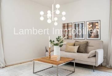 Fünf Zimmer Dachgeschosswohnung mit zwei Balkonen und Tiefgarage in Wiesbaden Biebrich