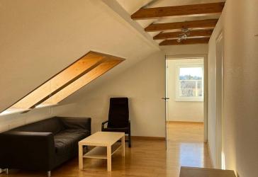 2,5 Zimmer Studenten-WG in gepflegtem Studentenwohnheim
