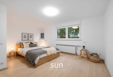 Großzügige 2-Zimmer-Souterrainwohnung mit neuem Luxusbad und Einbauküche