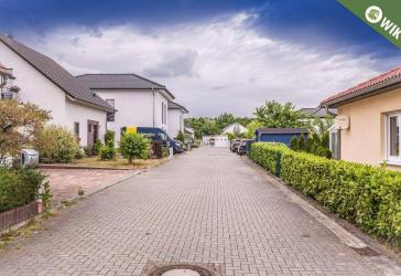Wohlfühlfaktor 10! Neuwertiges Architekten-Niedrigenergie-Reihenhaus in Paunsdorfer Bestlage