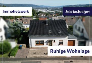 Großzügiges Einfamilienhaus, traumhafte Aussicht, Gartenidylle und Einlieger- oder Ferienwohnung
