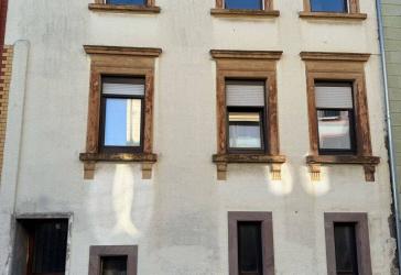 Zweifamilienhaus mit vielen Möglichkeiten in guter Lage von St. Ingbert