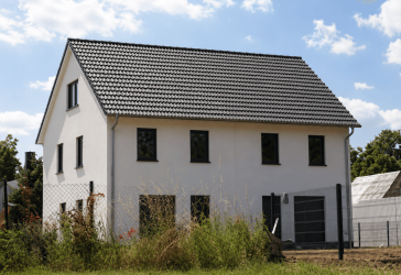 Modernes Niedrigenergiehaus in Naunhof bei Leipzig - Einzug noch 2026