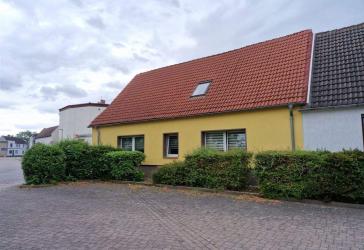 Kapitalanlage - vermietete Doppelhaushälfte in Groß Rosenburg