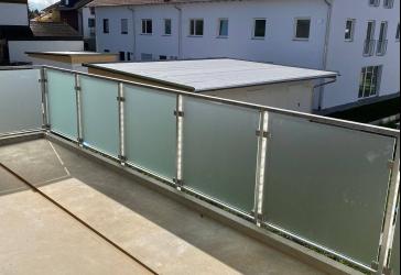 4- Zi.-Neubauwohnung im 1. OG mit Balkon, in ruhiger Lage, am nördlichen Ortsrand von Bad Aibling