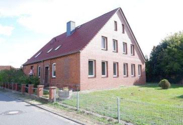 Kapitalanlage: gepflegtes Mehrfamilienhaus mit 3 Wohneinheiten